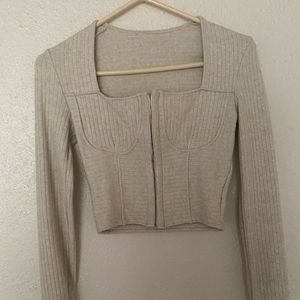 Cropped long sleeve